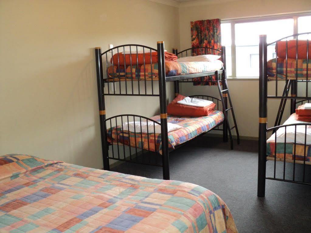 Tiki Lodge Backpackers Taupo Luaran gambar
