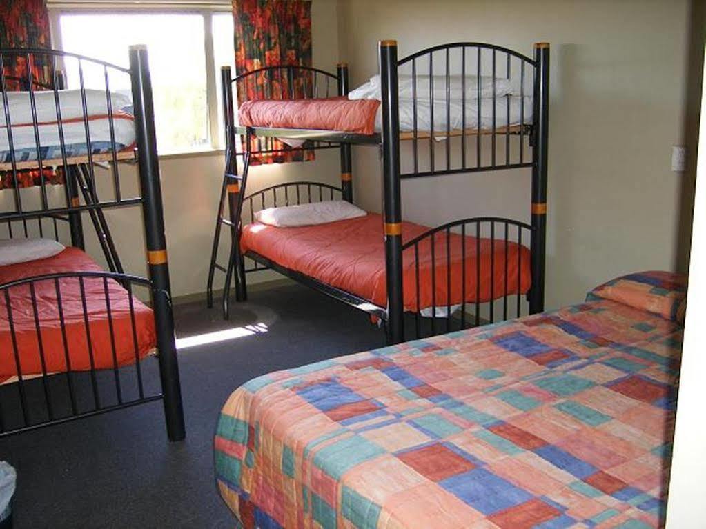 Tiki Lodge Backpackers Taupo Luaran gambar