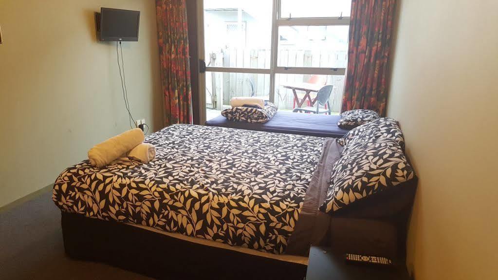 Tiki Lodge Backpackers Taupo Luaran gambar
