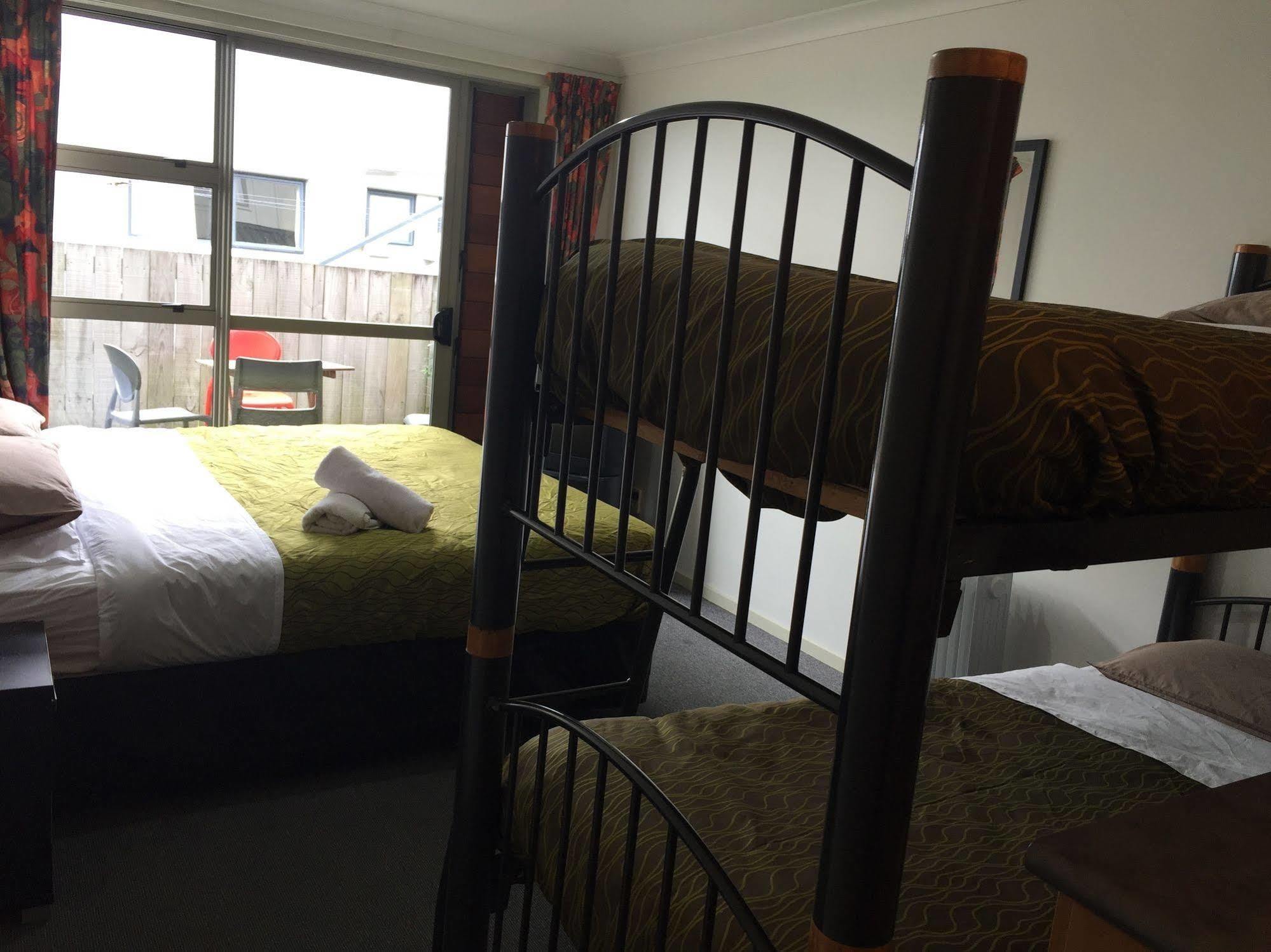 Tiki Lodge Backpackers Taupo Luaran gambar