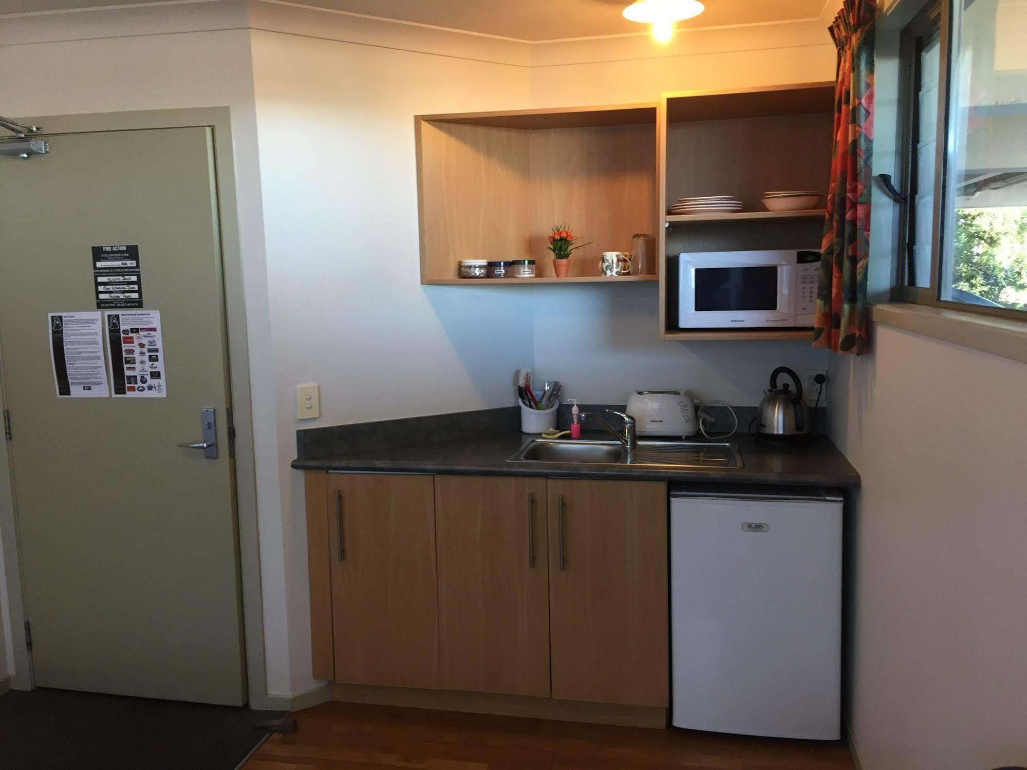 Tiki Lodge Backpackers Taupo Luaran gambar