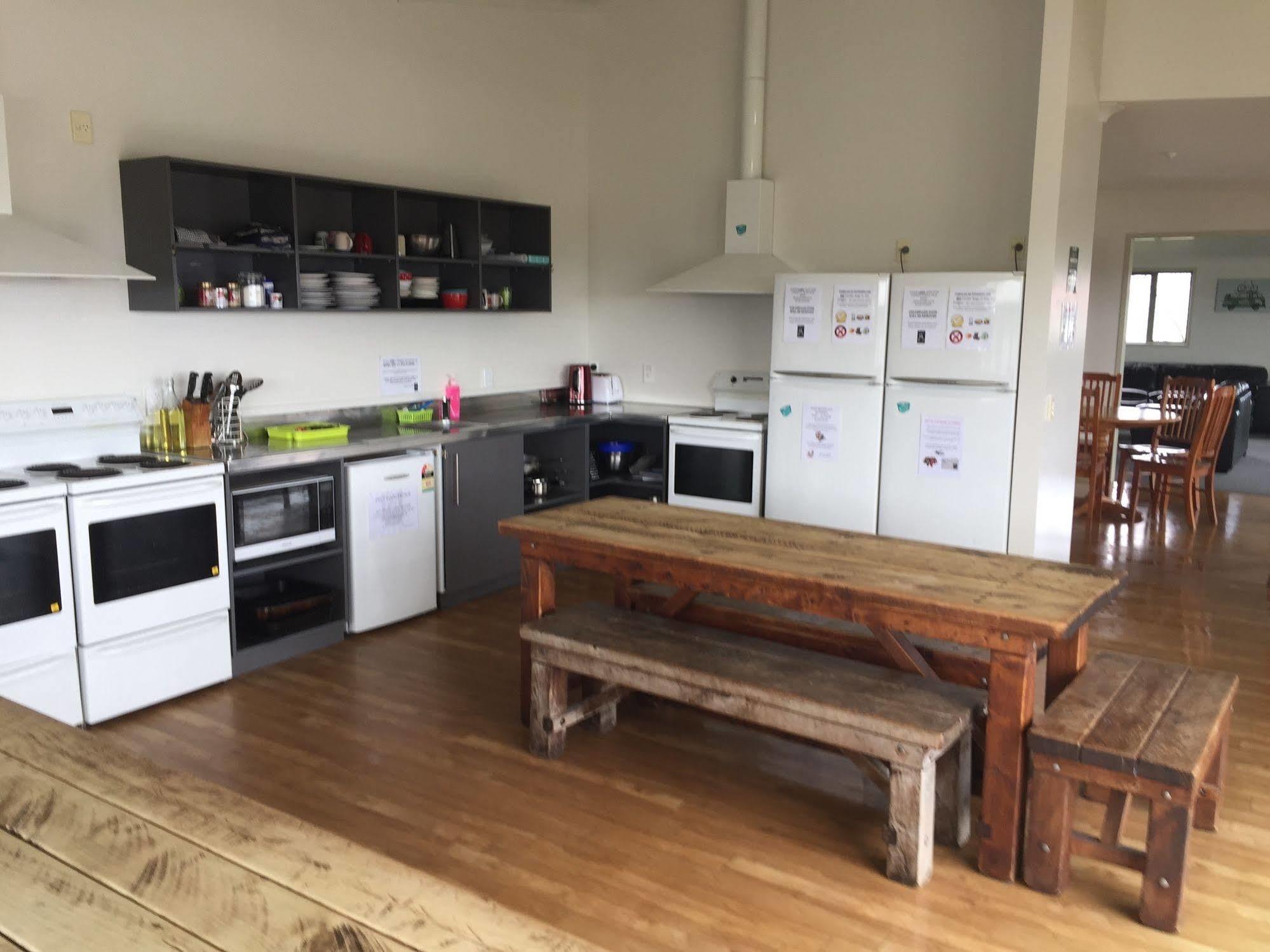 Tiki Lodge Backpackers Taupo Luaran gambar